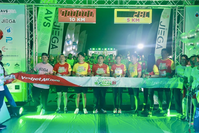 นักวิ่งรักษ์โลกกว่า 1,500 คน ร่วมงานวิ่งการกุศล ‘Fly Green Charity Run’ จัดโดยไทยเวียตเจ็ท